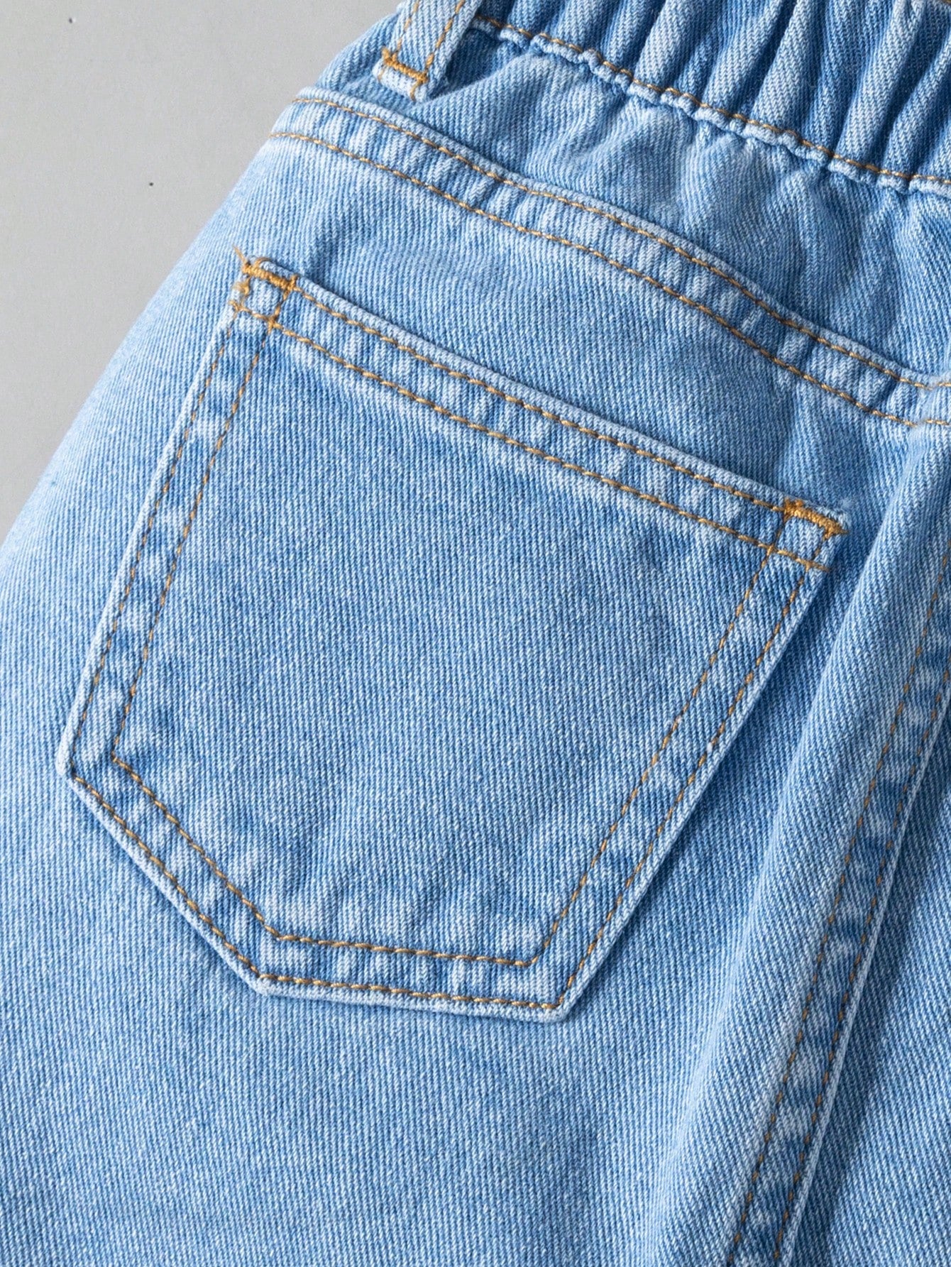 SHEIN Conjunto de denim para niña, nuevo conjunto de denim lavado minimalista y versátil