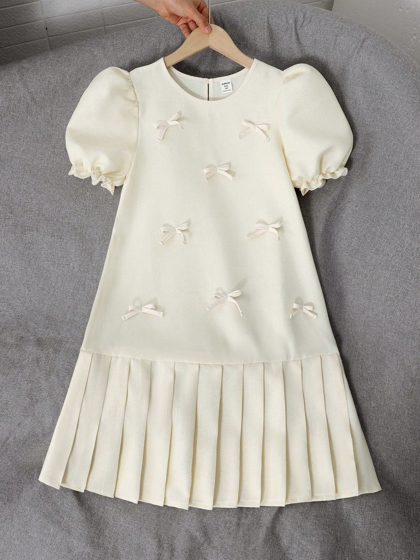 Vestido corto de manga corta con adorno de lazo de tela con textura, falda plisada elegante y lindo, para primavera/verano