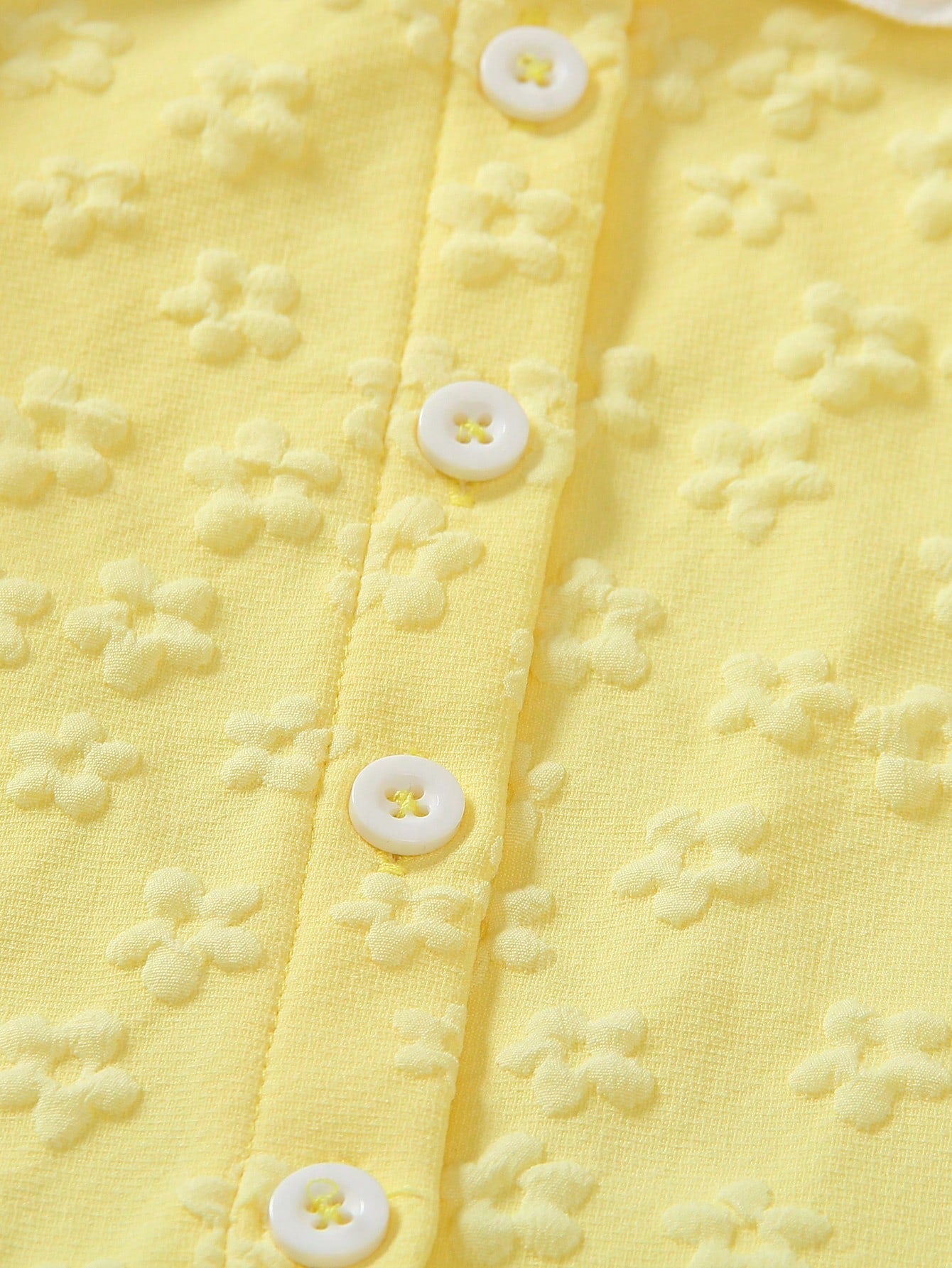 Set de 2 piezas para niñas pequeñas: Camisa con mangas con volantes con estampado floral amarillo adorable y pantalones acampanados casuales