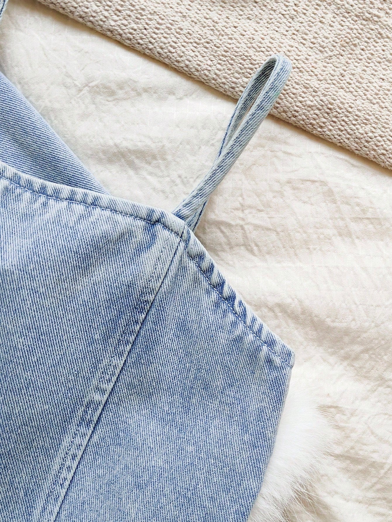 Vintaside Kids Conjunto de 2 piezas de mezclilla para niñas pequeñas, con decoración de peluche, tela de mezclilla suave, adecuado para primavera, otoño e invierno, conjunto de moda casual de chaqueta de mezclilla y vestido de mezclilla a juego