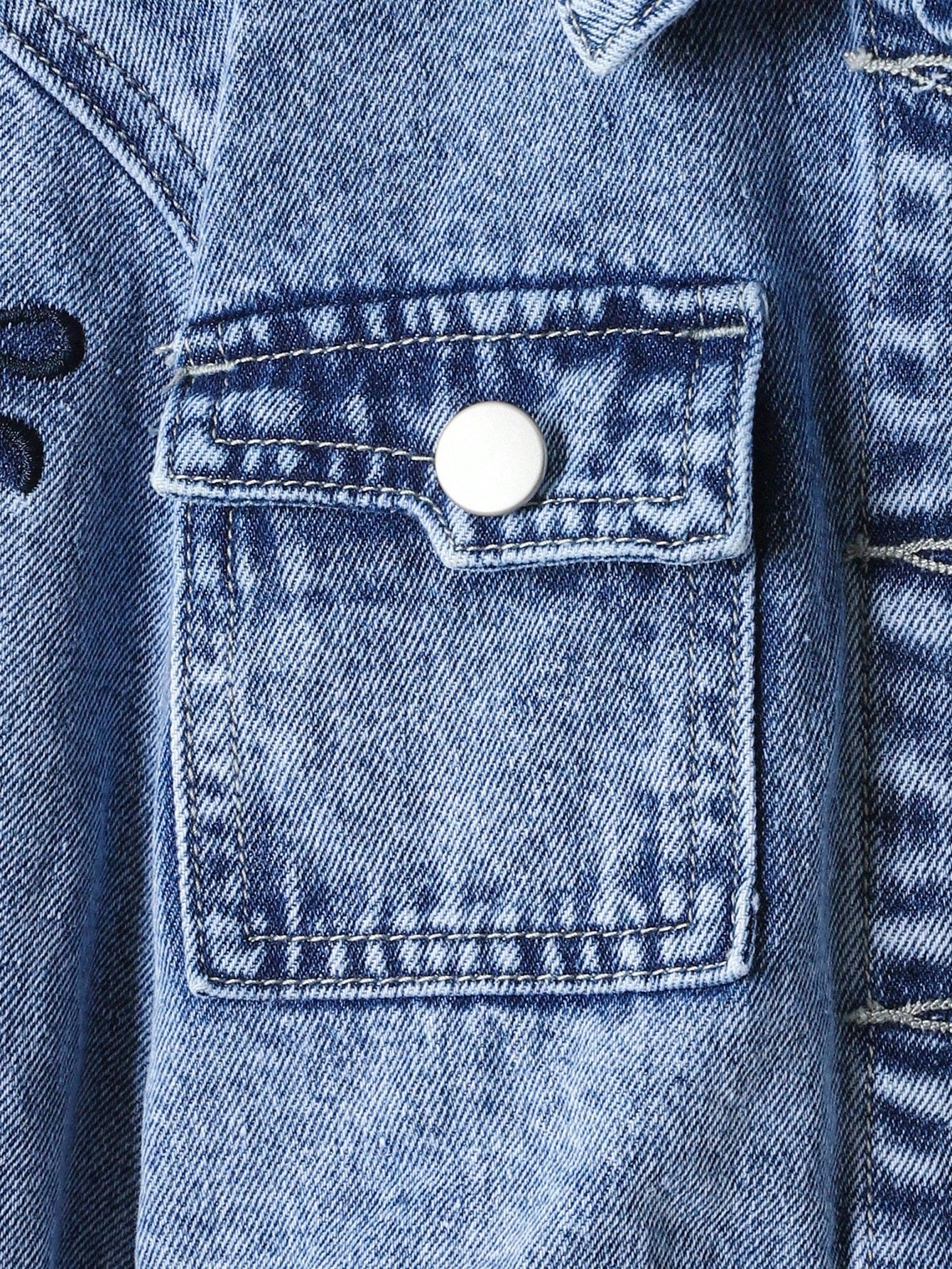 2 piezas Conjunto de niña de mezclilla - Chaqueta de mezclilla con bordado de mariposa + Pantalones de mezclilla de pierna ancha y suelta, Conjunto casual de estilo coreano de moda para niños en otoño/invierno